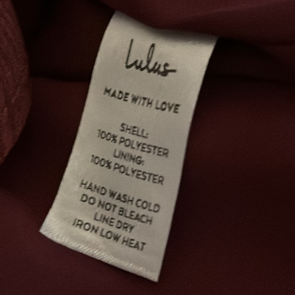 LULUS Wild Winds Burgundy Floral Print High-Low Wrap
Dress size M Party Date NWT - Picture 13 of 14